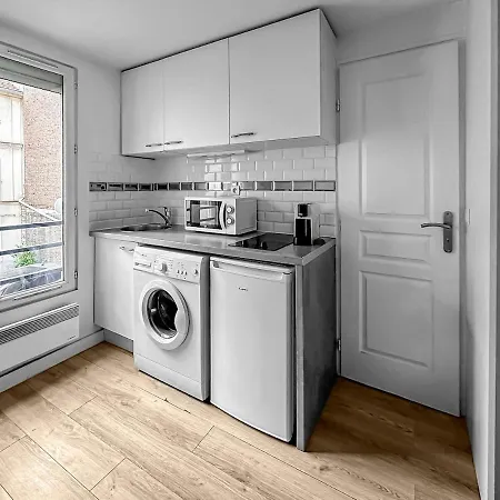 Joli Cocon Pour 2 Personnes Dans Le 10e *