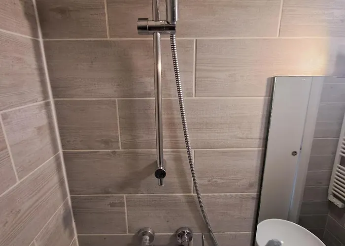 Joli Cocon Pour 2 Personnes Dans Le 10e *